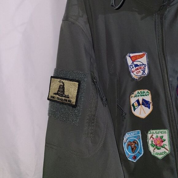 Men's Rothco Tactical Soft Shell Jacket - Picture 3 of 10